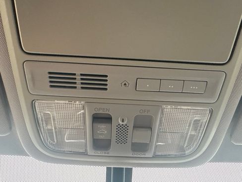 Used 2016 Honda Accord EX-L image 24
