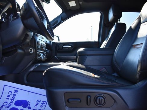 Used 2020 GMC Sierra 1500 AT4 w/ AT4 Premium Package image 7