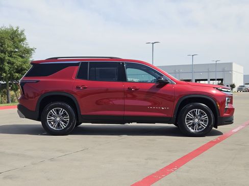 New 2027 Chevrolet Traverse LT FWD image 7