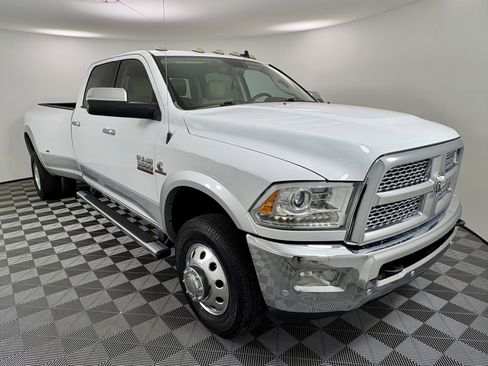 Used 2018 RAM 3500 Laramie image 7