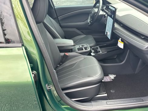 New 2026 Ford Mustang Mach-E Select image 15