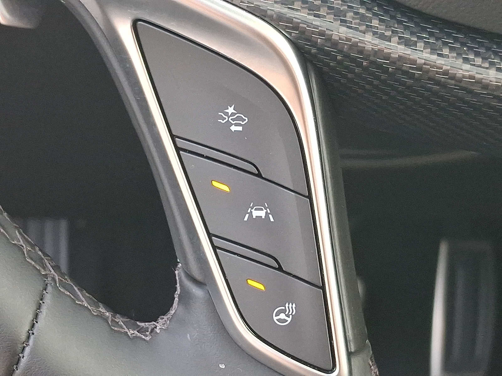 Certified 2025 Cadillac XT5 Sportv w/ Technology Package AWD/4WD image 24