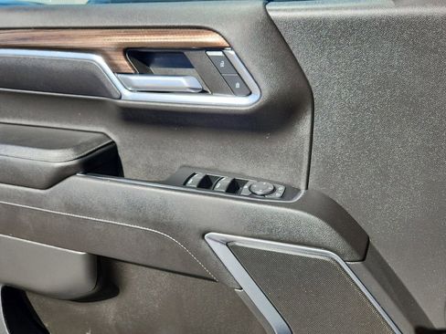 Used 2023 Chevrolet Silverado 1500 LT image 20