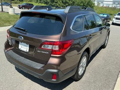 Used 2019 Subaru Outback 2.5i Premium AWD/4WD image 8