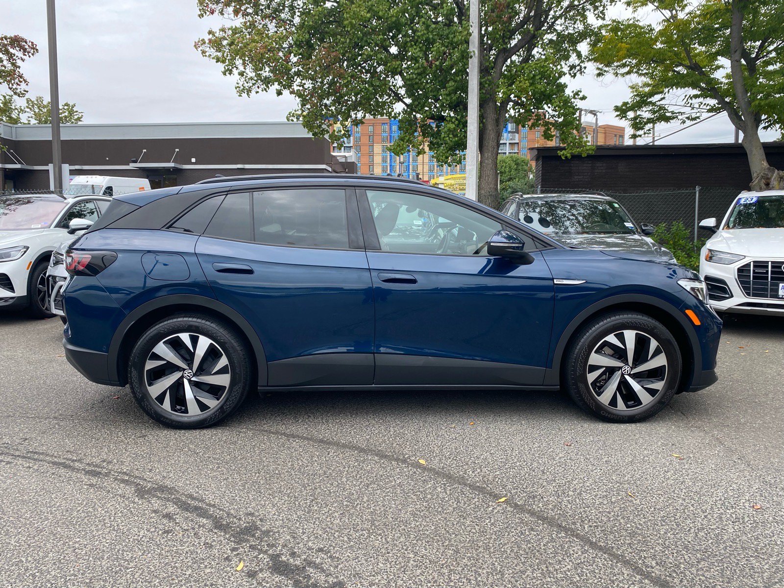 Certified 2023 Volkswagen ID.4 Pro RWD image 2