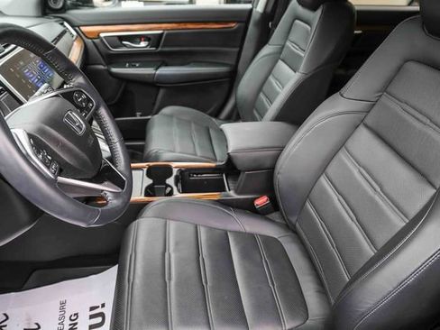 Used 2022 Honda CR-V Touring image 16