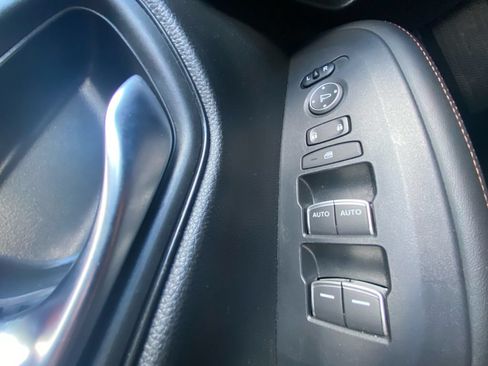 Used 2023 Honda HR-V Sport image 17