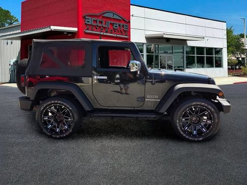 Used 2014 Jeep Wrangler Sport AWD/4WD image 6