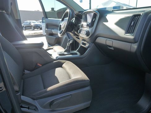 Used 2022 Chevrolet Colorado LT w/ LT Convenience Package image 12