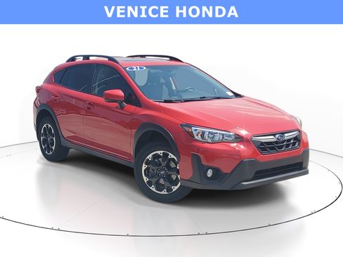 Used 2021 Subaru Crosstrek 2.0i Premium w/ Moonroof Package AWD/4WD image 1