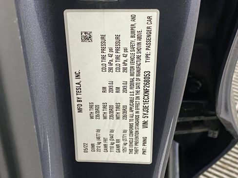 Used 2022 Tesla Model 3 Performance image 17