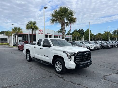 Used 2024 Toyota Tundra SR w/ SR Tow Package AWD/4WD image 2