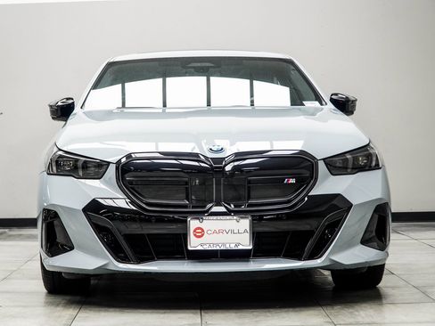 Used 2025 BMW i5 M60 w/ Premium Package image 7