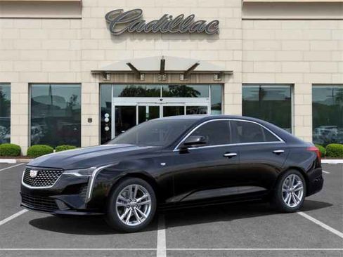 Used 2025 Cadillac CT4 Luxury image 2