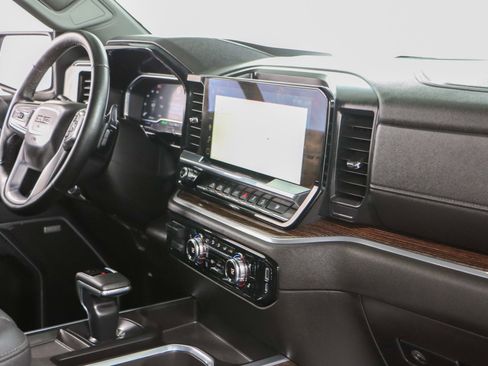 Used 2025 GMC Sierra 1500 Elevation w/ Elevation Premium Package image 28