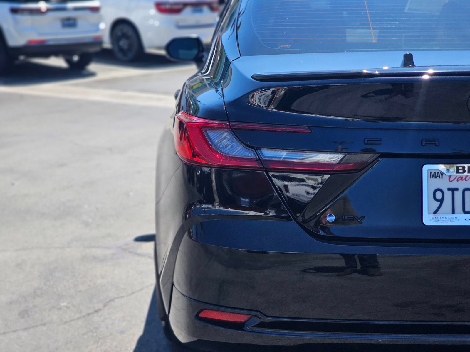 Used 2025 Toyota Camry XLE FWD image 8