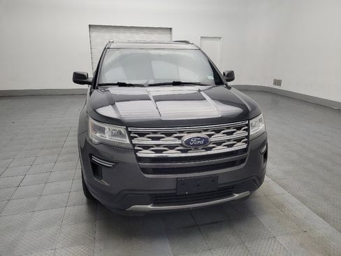 Used 2018 Ford Explorer XLT image 14