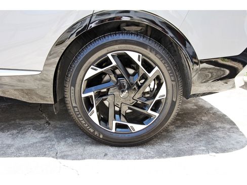 Certified 2023 Kia Sportage SX FWD image 28