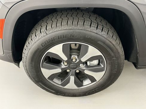 Used 2022 Jeep Grand Cherokee Limited 4xe AWD/4WD image 11