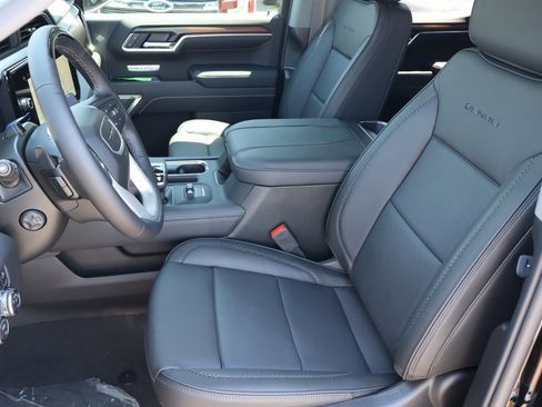 New 2026 GMC Sierra 1500 Denali image 13