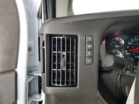 New 2026 Chevrolet Express 2500 w/ Driver Convenience Package RWD image 24