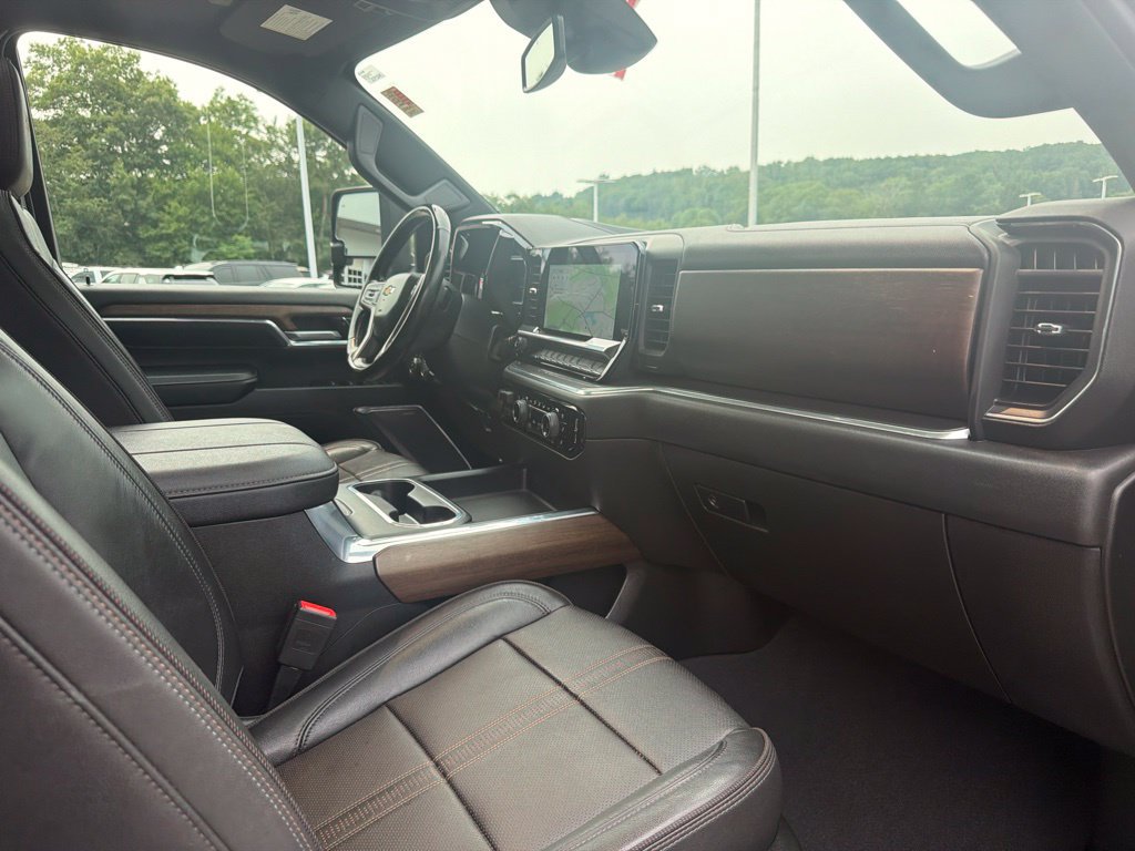 Certified 2024 Chevrolet Silverado 2500 High Country w/ Z71 Off-Road Package AWD/4WD image 34