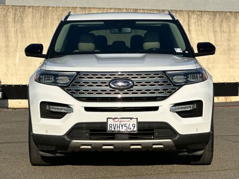 Used 2021 Ford Explorer Limited w/ Equipment Group 301A image 10