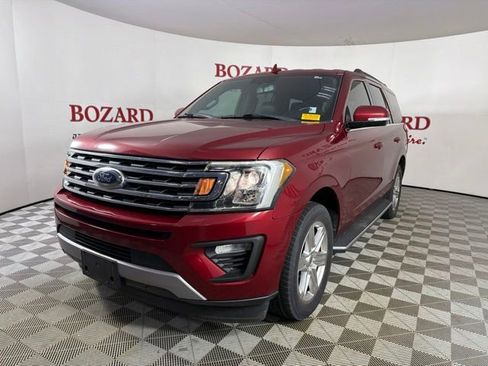 Used 2019 Ford Expedition XLT w/ Equipment Group 202A RWD image 4