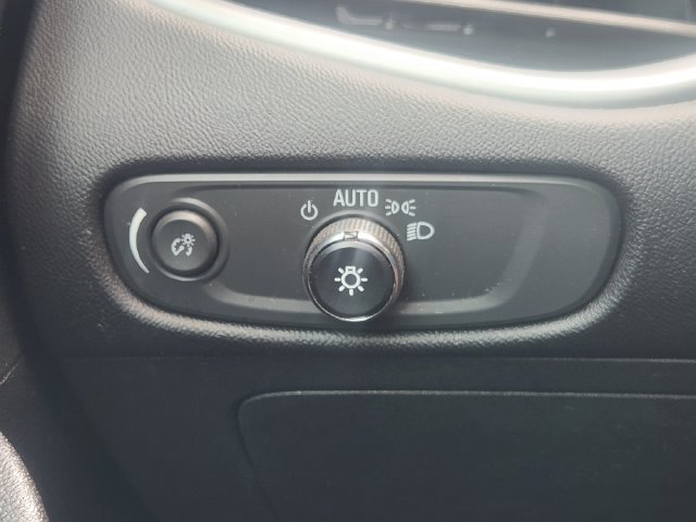 Used 2024 Chevrolet Malibu LT FWD image 20