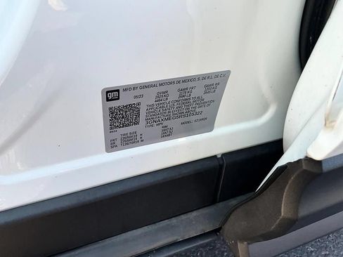 Used 2024 Chevrolet Equinox RS w/ LPO, Floor Liner Package FWD image 35