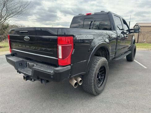Used 2022 Ford F250 Lariat w/ Tremor Off-Road Package image 3