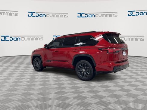 Used 2023 Toyota Sequoia Platinum AWD/4WD image 6