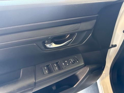 Used 2024 Honda CR-V LX image 15