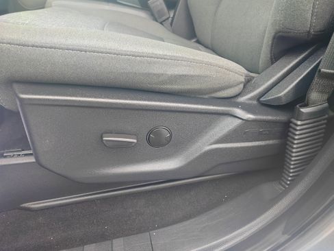 Used 2024 Ford F150 XLT w/ Tow/Haul Package image 11