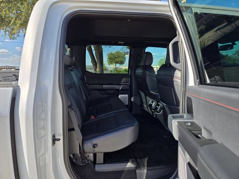 Used 2025 Ford F150 Raptor AWD/4WD image 23