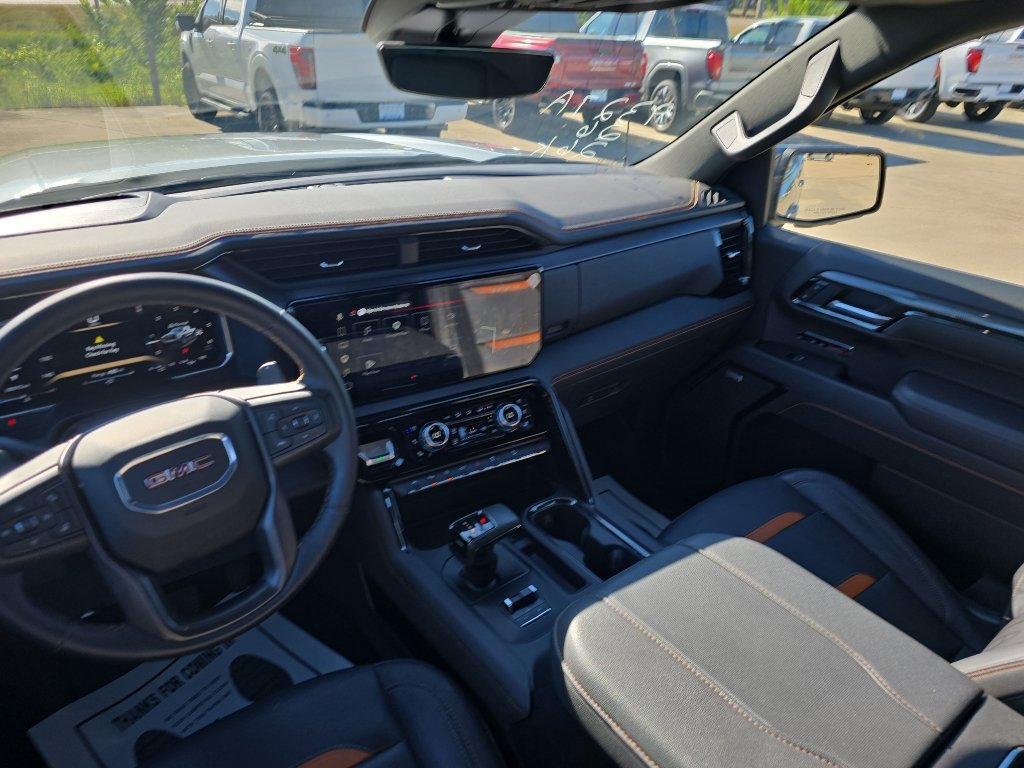Used 2026 GMC Sierra 1500 AT4 w/ AT4 Premium Package AWD/4WD image 10