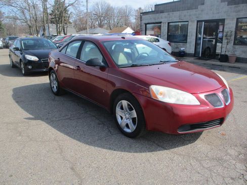 Used 2009 Pontiac G6 Sedan image 1
