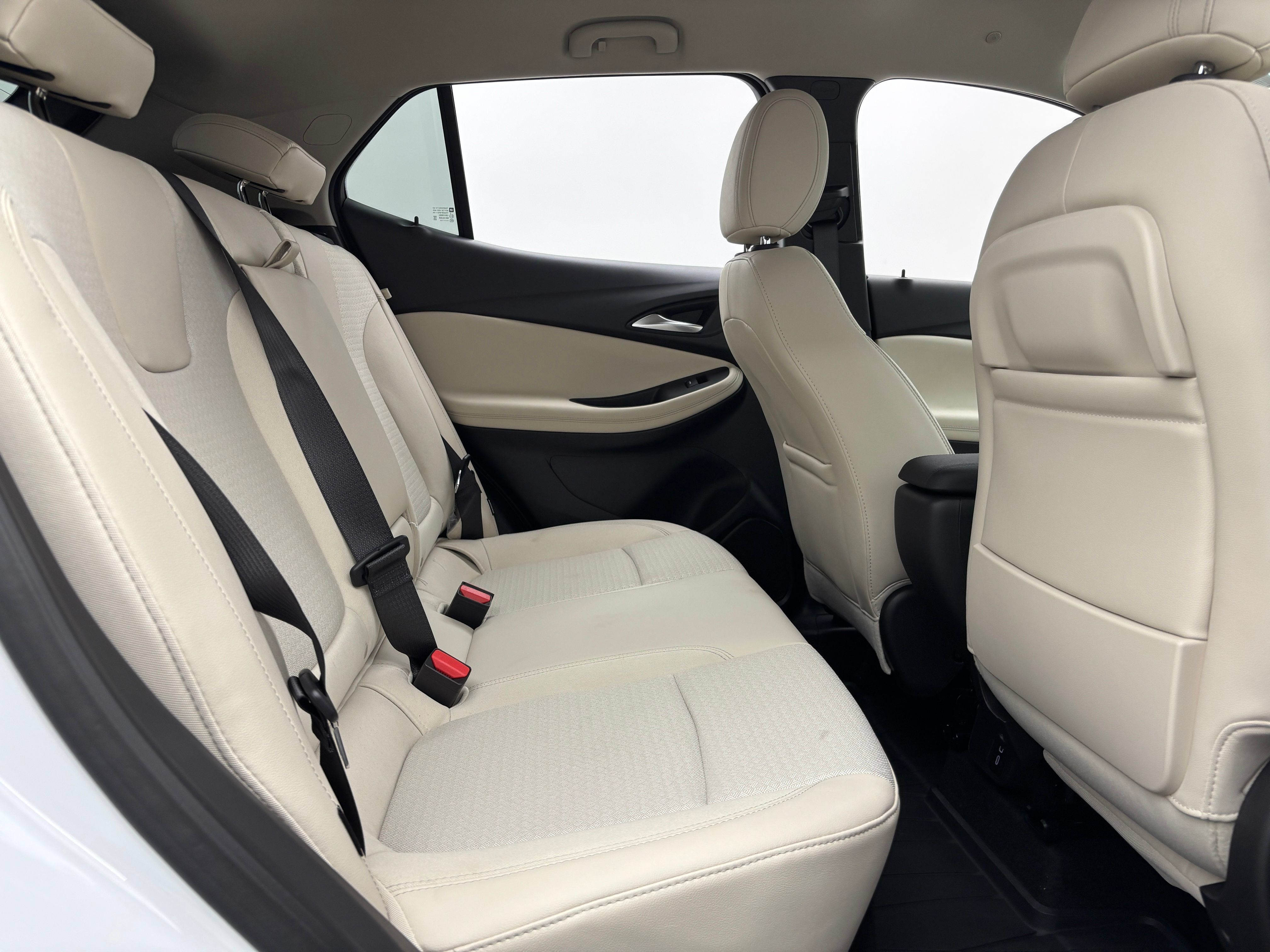 New 2026 Buick Encore GX Preferred w/ Advanced Technology Package FWD image 32
