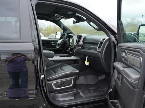 New 2026 RAM 1500 Laramie w/ Night Edition AWD/4WD image 18