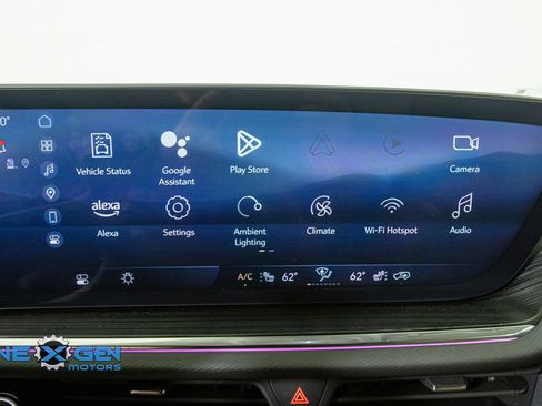 Used 2025 Buick Envision Preferred image 18