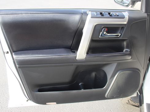 Used 2020 Toyota 4Runner SR5 image 11