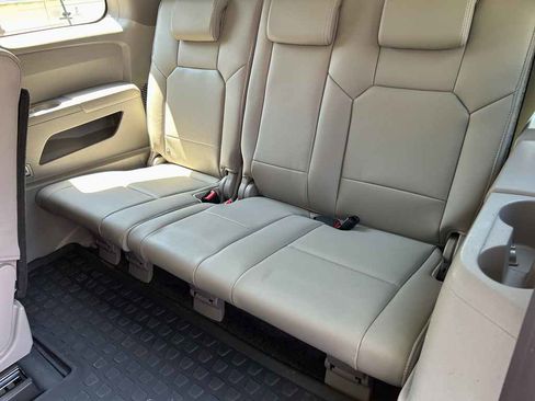 Used 2011 Honda Pilot Touring image 10