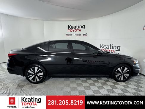 Used 2021 Nissan Altima 2.5 SL image 3
