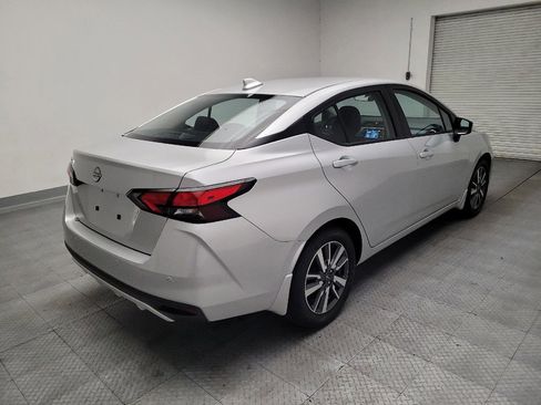 Used 2025 Nissan Versa SV w/ Trunk Package FWD image 9