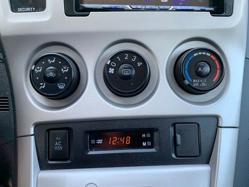 Used 2009 Toyota Matrix S image 21