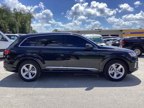 Used 2023 Audi Q7 2.0T Premium w/ Convenience Package AWD/4WD image 4