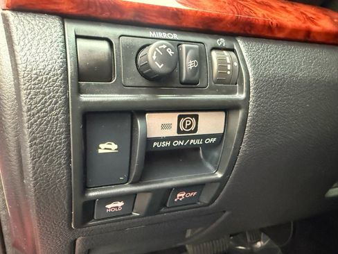 Used 2010 Subaru Legacy 3.6R Limited w/ Appearance Package 1F image 35