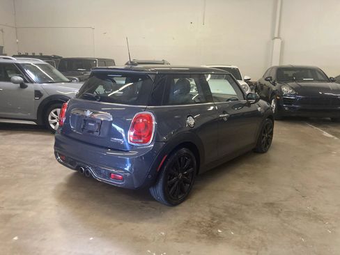 Used 2014 MINI Cooper S FWD image 2