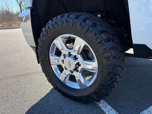 Used 2018 Chevrolet Silverado 2500 LTZ w/ Duramax Plus Package image 9
