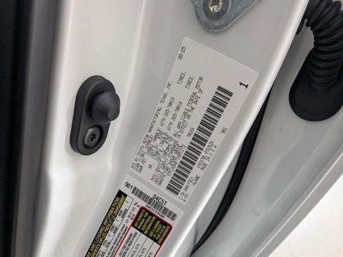 Used 2026 Toyota Tundra SR5 w/ SR5 Convenience Package RWD image 27